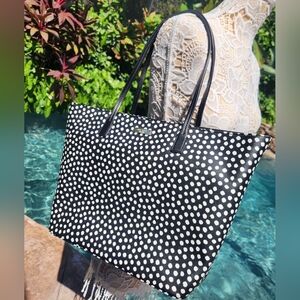 Kate Spade Share Street Margareta Tote bag in EUC. Looks new!